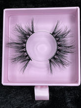 Load image into Gallery viewer, Isn&#39;t She Lovely - Mink Eyelash
